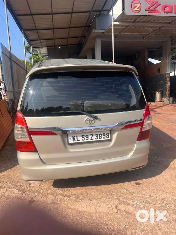 Toyota Innova Diesel 2012