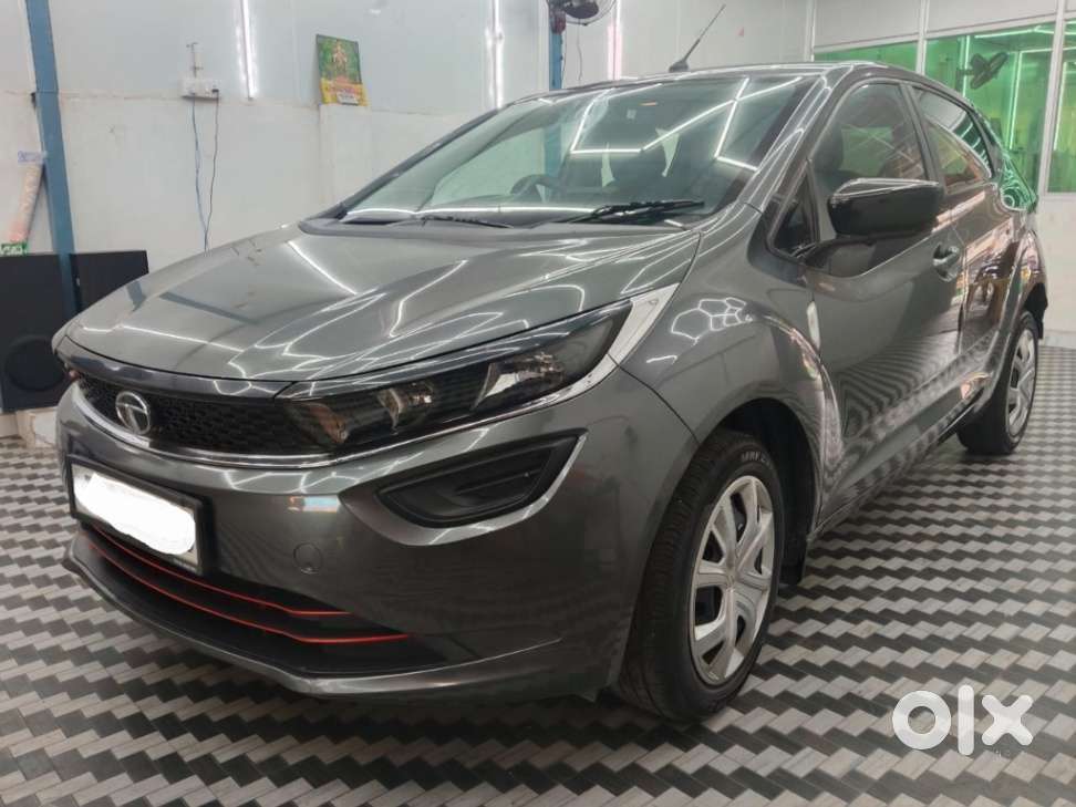 Tata Altroz 1.2 Xm Plus, 2022, Petrol