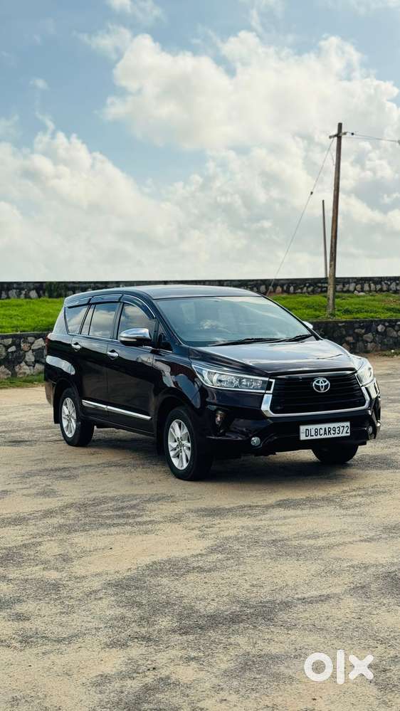 Toyota Innova Crysta 2.8 Gx At, 2017, Diesel