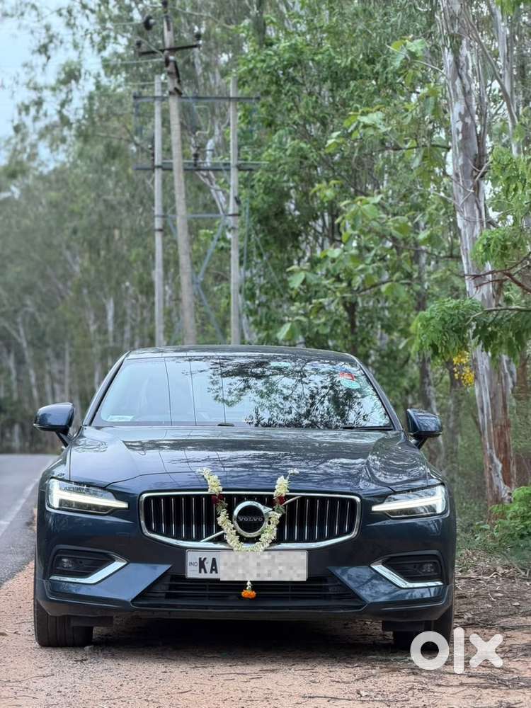 Volvo S60 T4 Petrol (top End) 2021 Dec 2022 Model | Bangalore
