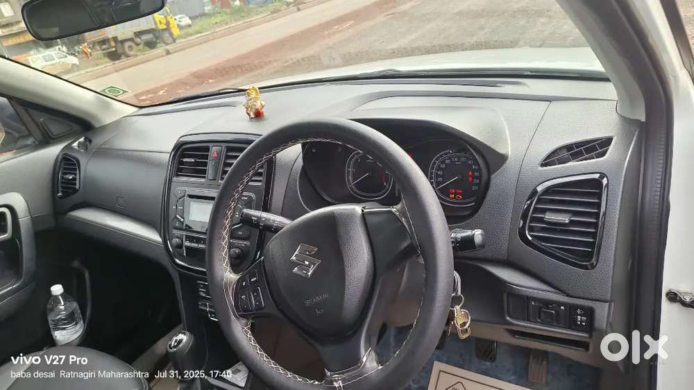 Maruti Suzuki Brezza 2018 New Tyre