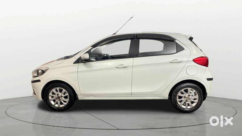 Tata Tiago 1.2 Revotron Xz, 2016, Petrol