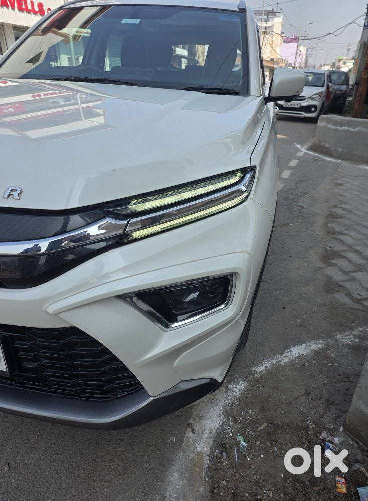 Toyota Urban Cruiser Hyryder V Hybrid Aero Edition, 2024, Petrol