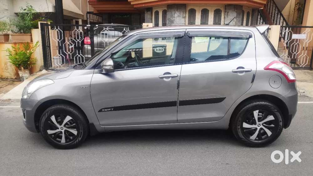 Maruti Suzuki Swift VXI, 2015, Petrol