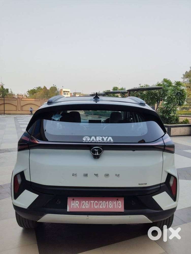 Tata Nexon, 2025, Petrol