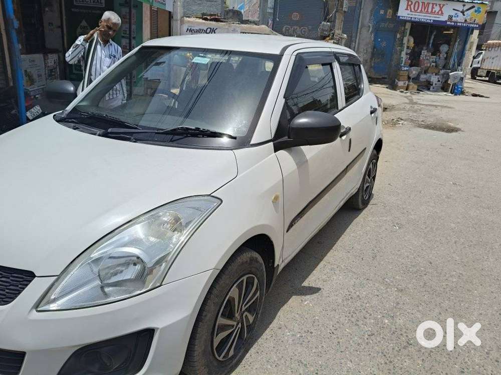 Maruti Suzuki Swift Lxi, 2014, Cng & Hybrids