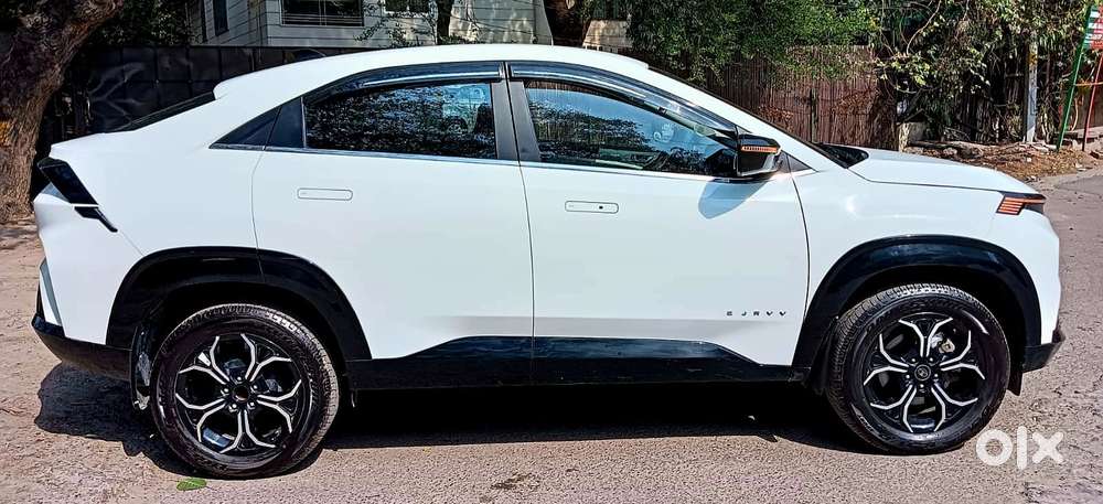 Tata Curvv Accomplished S 1.2 Revotron Petrol 7dca, 2025, Petrol