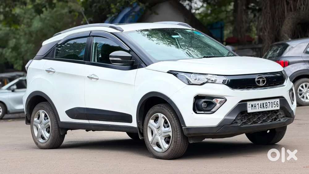Tata Nexon 1.2 Revotron Xma Amt (s), 2022, Petrol