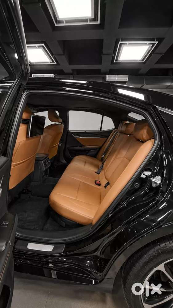 Toyota Camry, 2025, Petrol