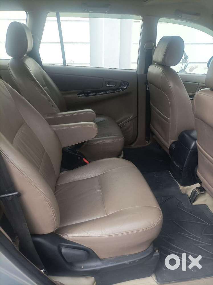 Toyota Innova Diesel 2015