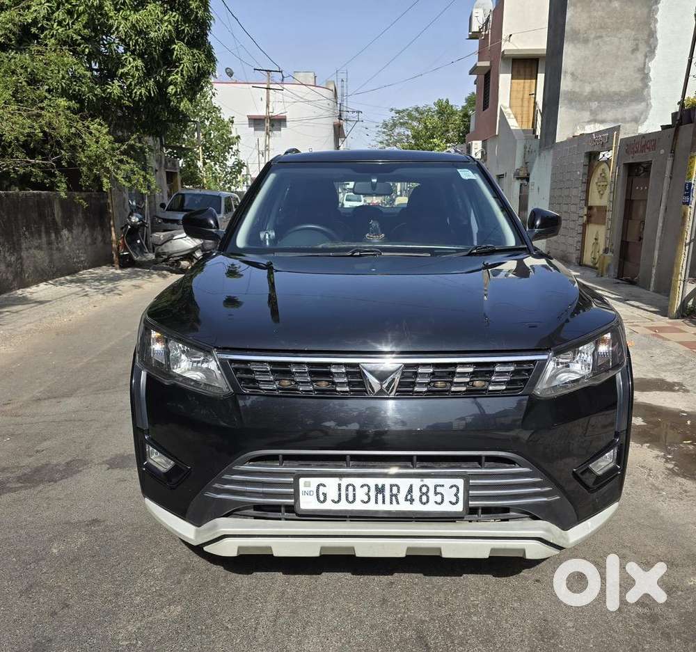 Mahindra Xuv 300 W6 Model Petrol Verient