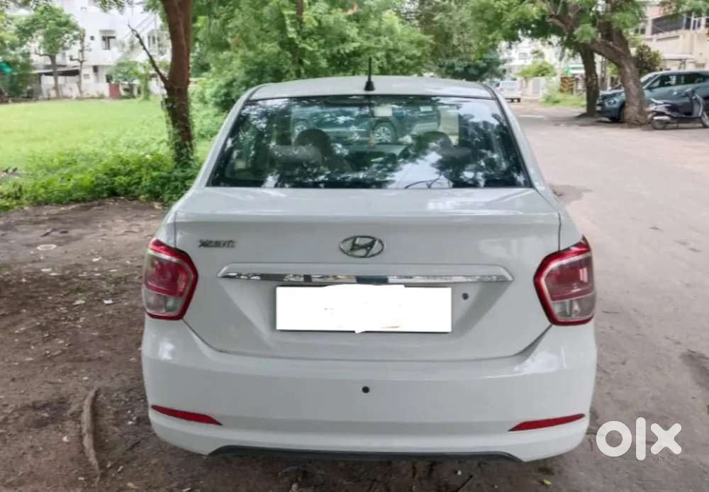 Hyundai Xcent 2015 Petrol Well Maintained