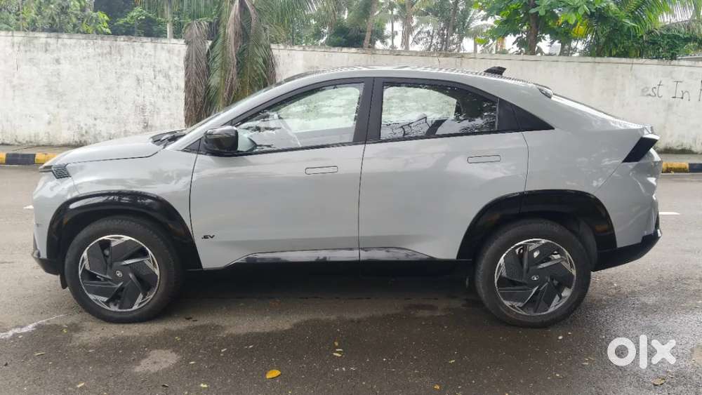 Tata Curvv Ev, 2025, Electric