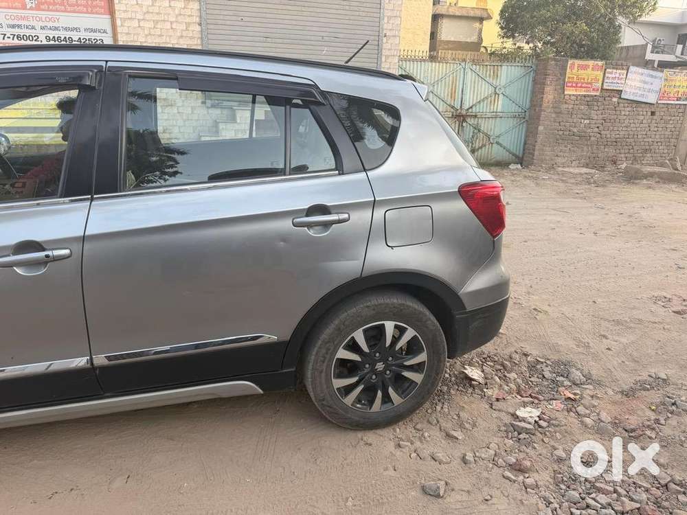 Maruti Suzuki S-cross 2017 Diesel Well Maintained