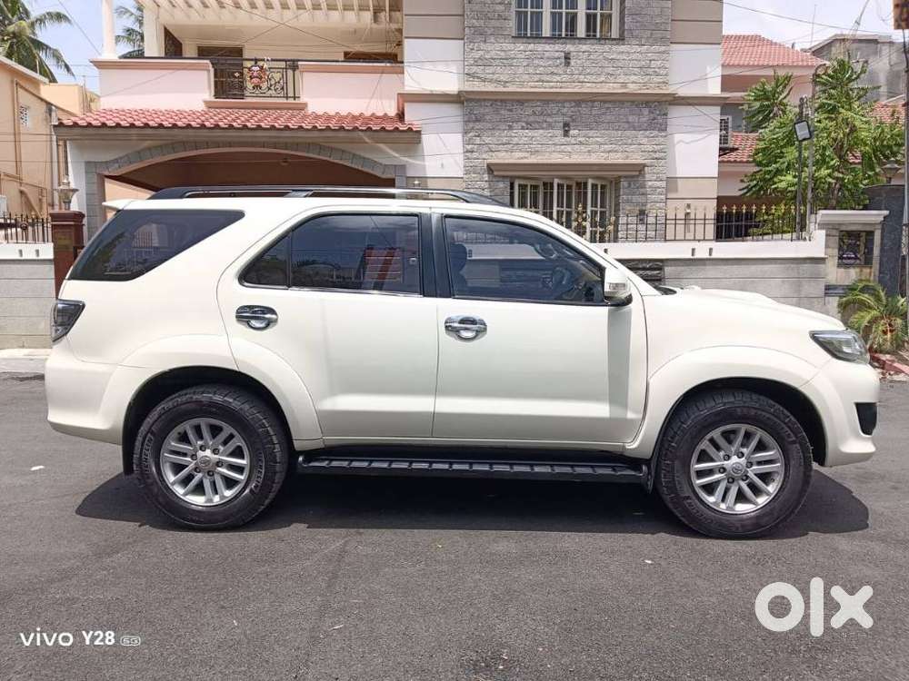 Toyota Fortuner 4x4 At, 2015, Diesel