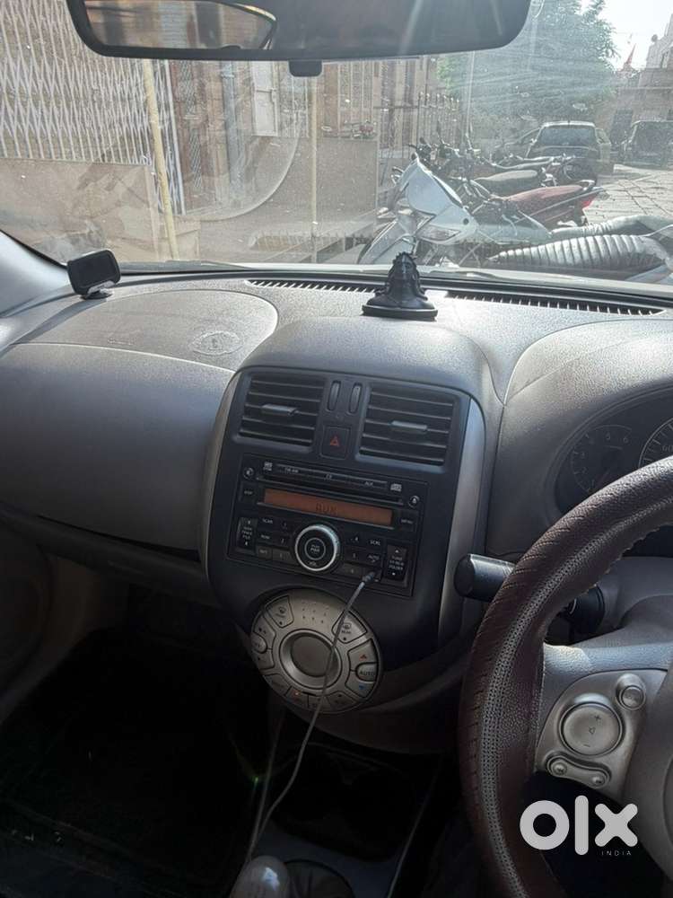 Nissan Sunny Diesel 2012 Year