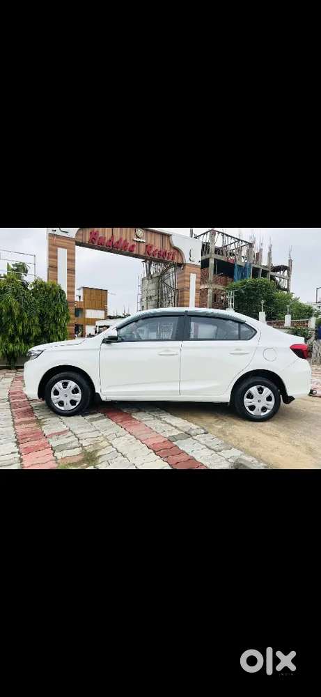 Honda Amaze 2022, 23500 Km Driven