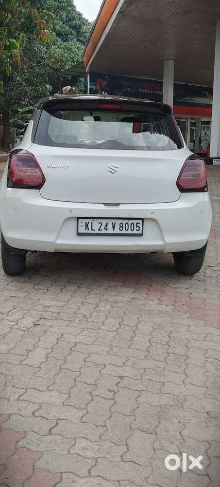 Maruti Suzuki Swift Vxi 1.2 Abs Bs-iv, 2022, Petrol