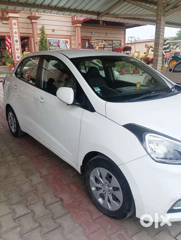 Hyundai Xcent 2017 Petrol Well Maintained