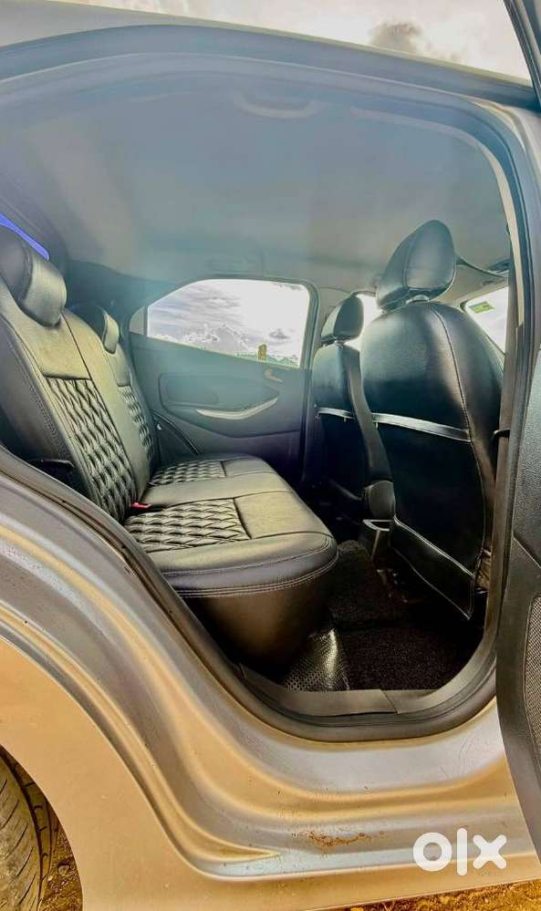Ford Figo Aspire Titanium Automatic, 2016, Petrol