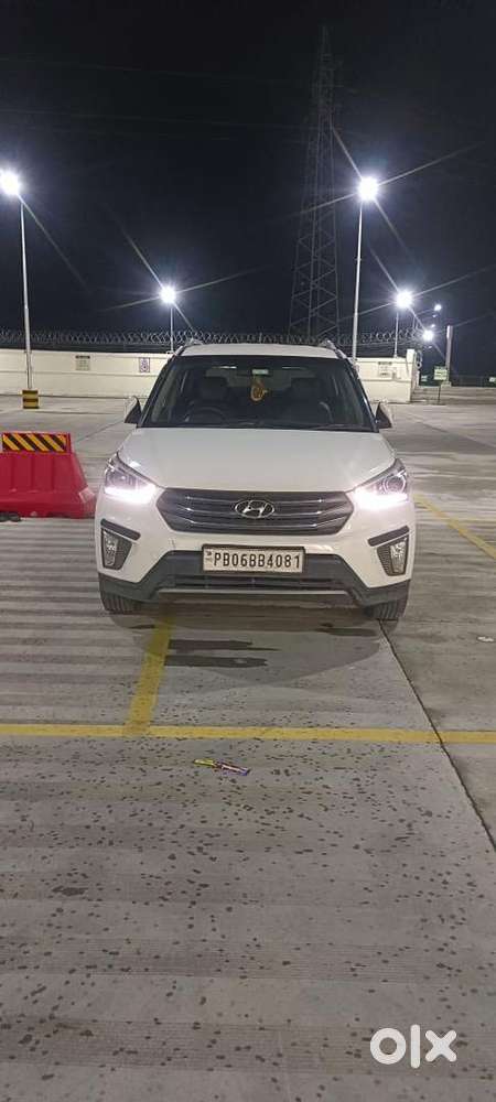 Hyundai Creta 2017 Diesel Well Maintained,all Services From Agency