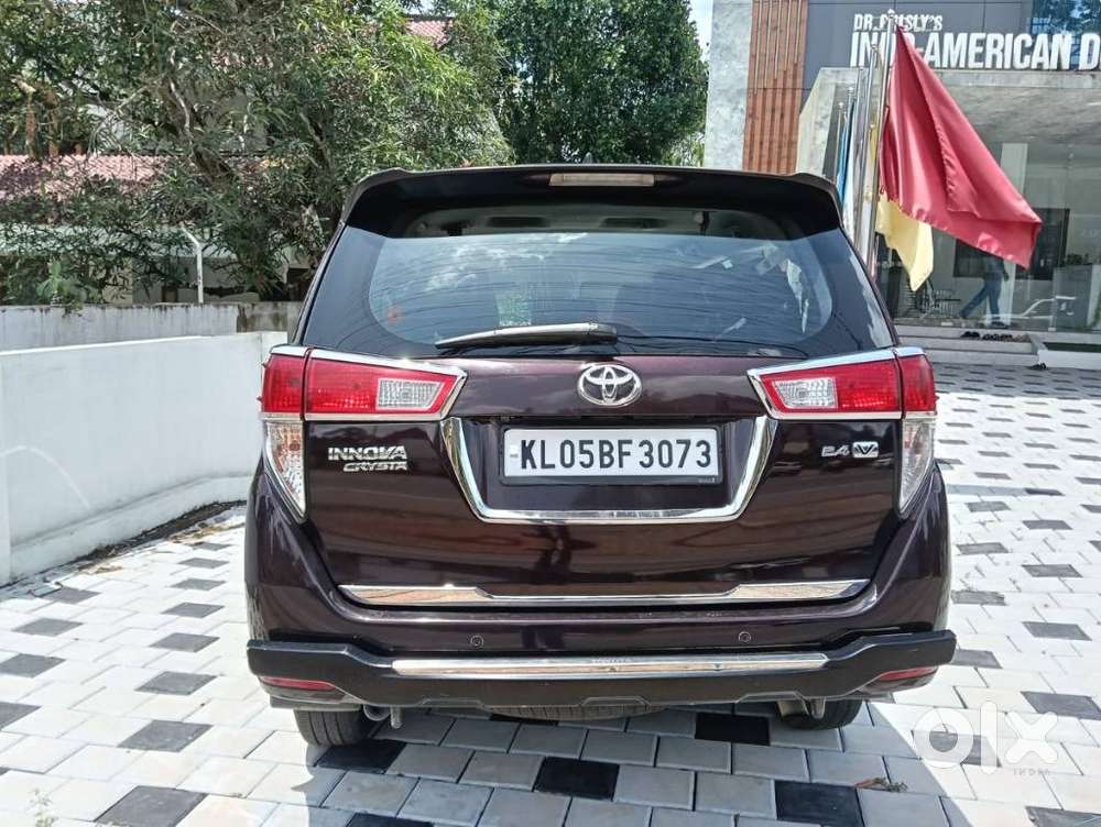 Toyota Innova Crysta 2.4 V, 2017, Diesel