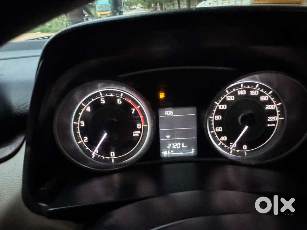 Maruti Suzuki Dzire 2023 Petrol 27200km Driven