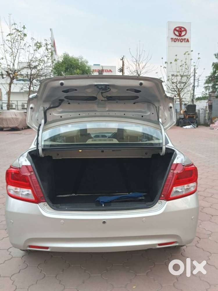 Maruti Suzuki Dzire 1.2 Zxi Amt, 2018, Petrol
