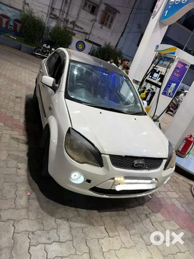 Ford Fiesta 2013 Diesel 120000 Km Driven