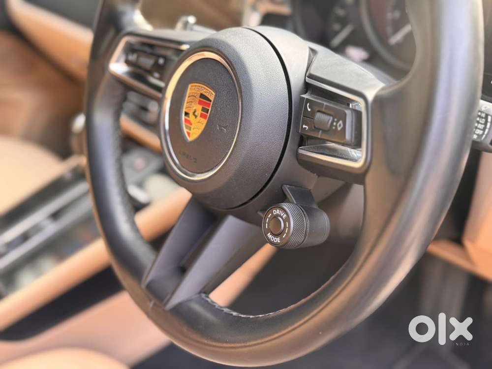 Porsche Macan 2.0 Petrol, 2022, Petrol