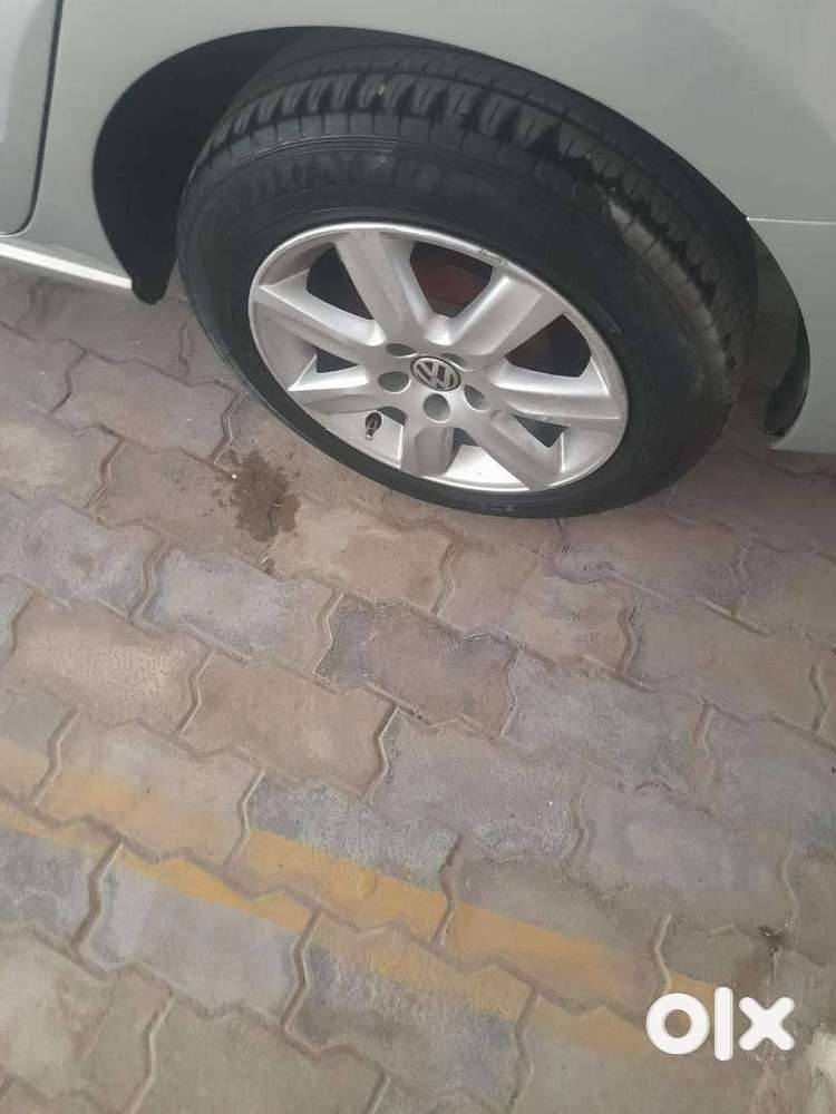 Volkswagen Vento(2013/2014)