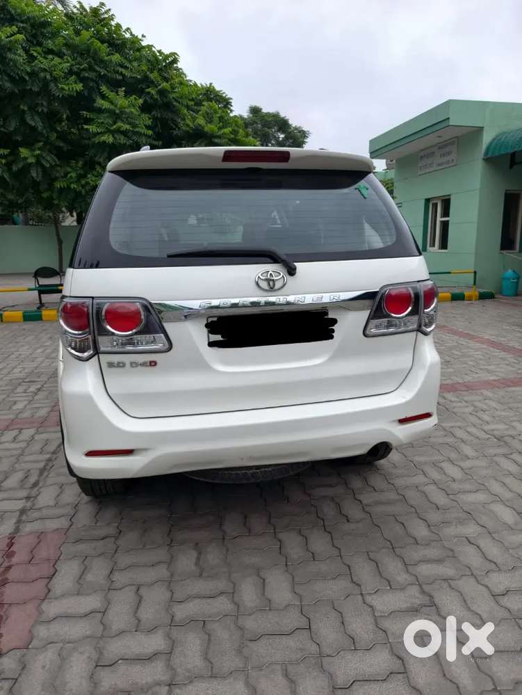Toyota Fortuner 2015 Suv