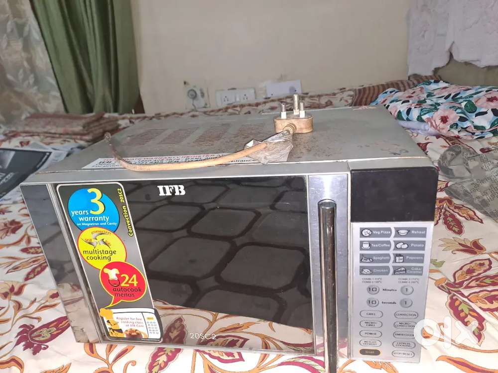 Microwave Convection 20SC2, IFB Model 2011