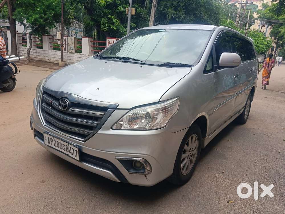 Toyota Innova 2.5 Vx (diesel) 8 Seater, 2013, Diesel