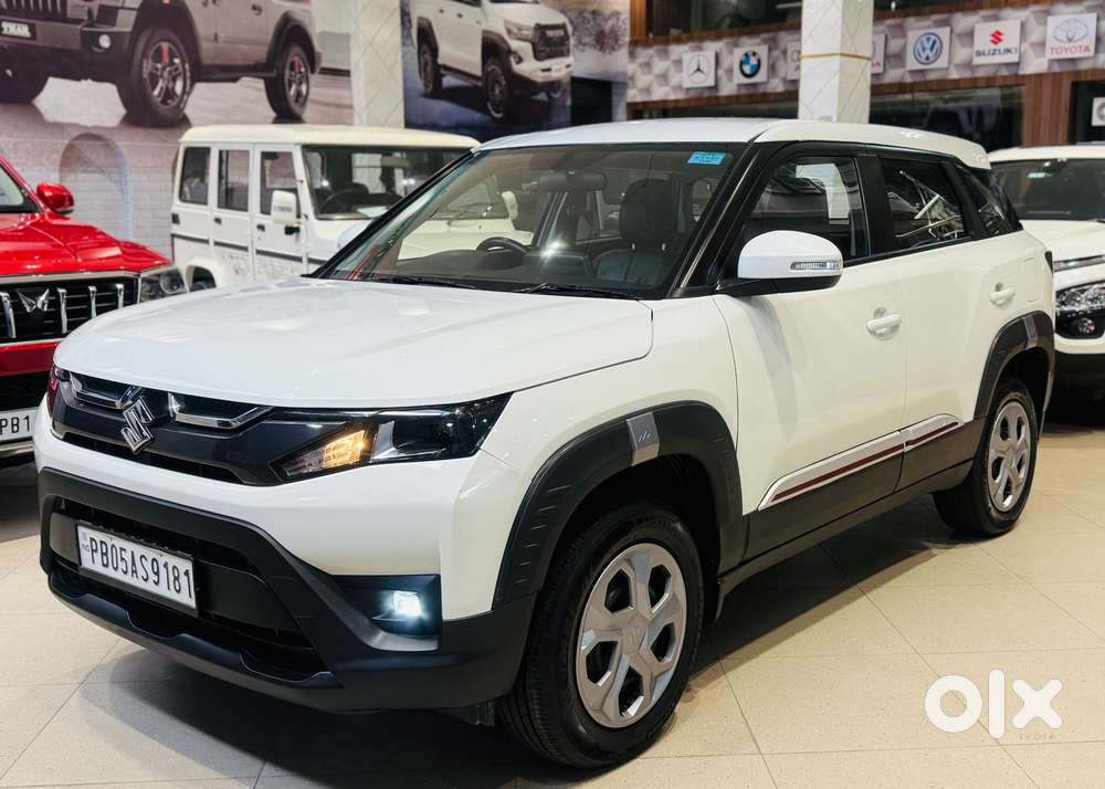 Maruti Suzuki Brezza Vxi At, 2024, Petrol