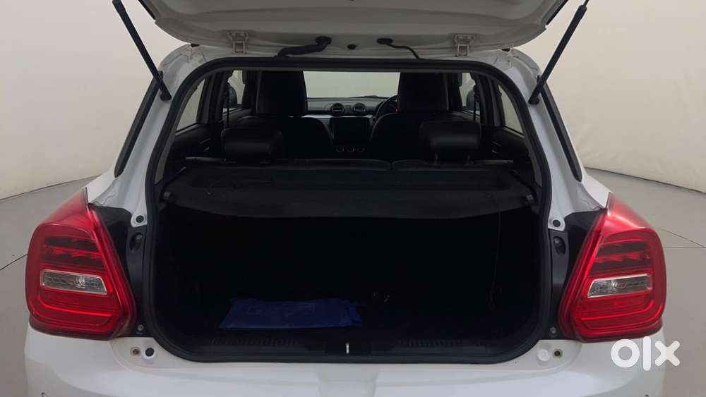 Maruti Suzuki Swift Amt Zxi, 2022, Petrol