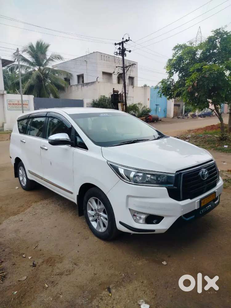 Toyota Innova Crysta 2017 Diesel 154000 Km Driven