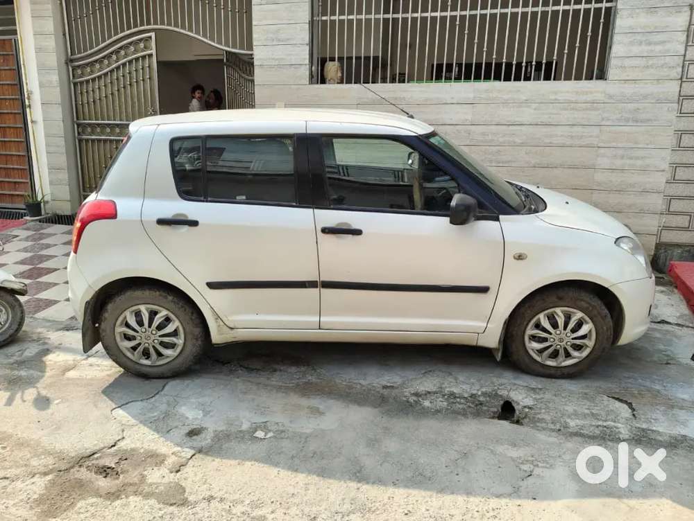 Maruti Suzuki Swift 2011 Petrol 55000 Km Driven