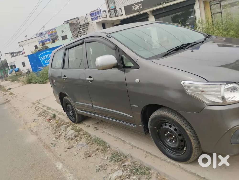 Toyota Innova 2014 Diesel 101000 Km Driven