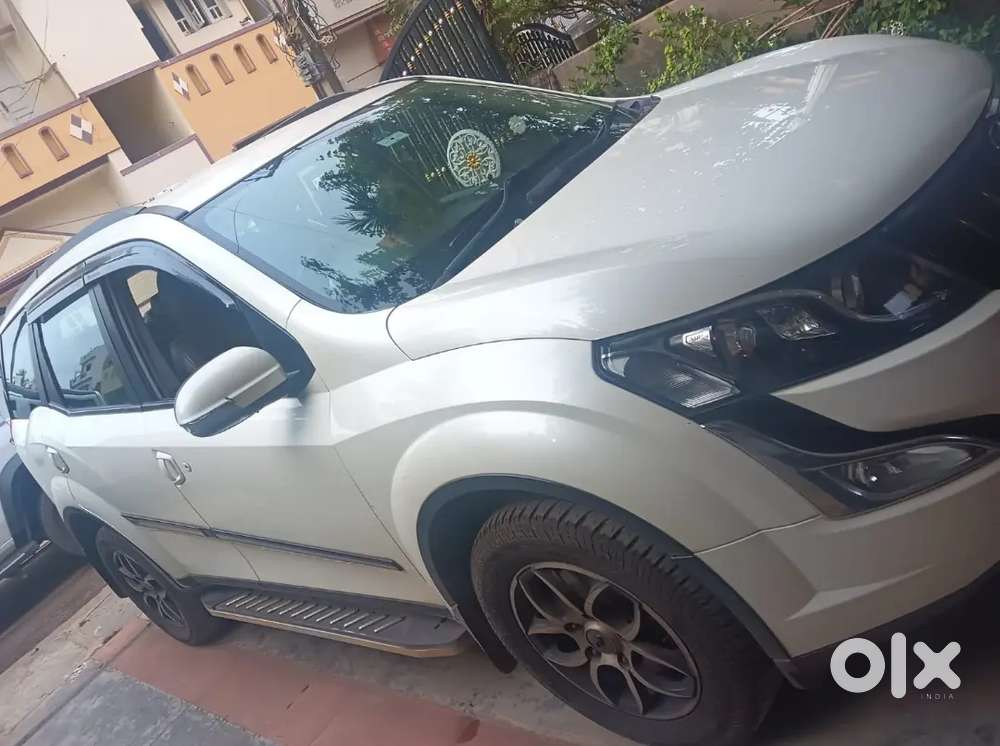 Mahindra Xuv500 2017 Diesel 90000 Km Driven ,if Interested Contact Me