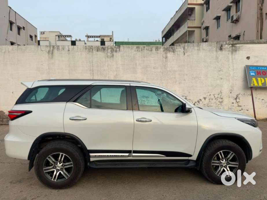Toyota Fortuner 4x2 Mt 2.8 Diesel, 2023, Diesel