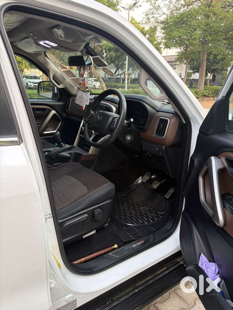 Mahindra Scorpio N Z6 Diesel At 2wd 7 Str, 2023, Diesel