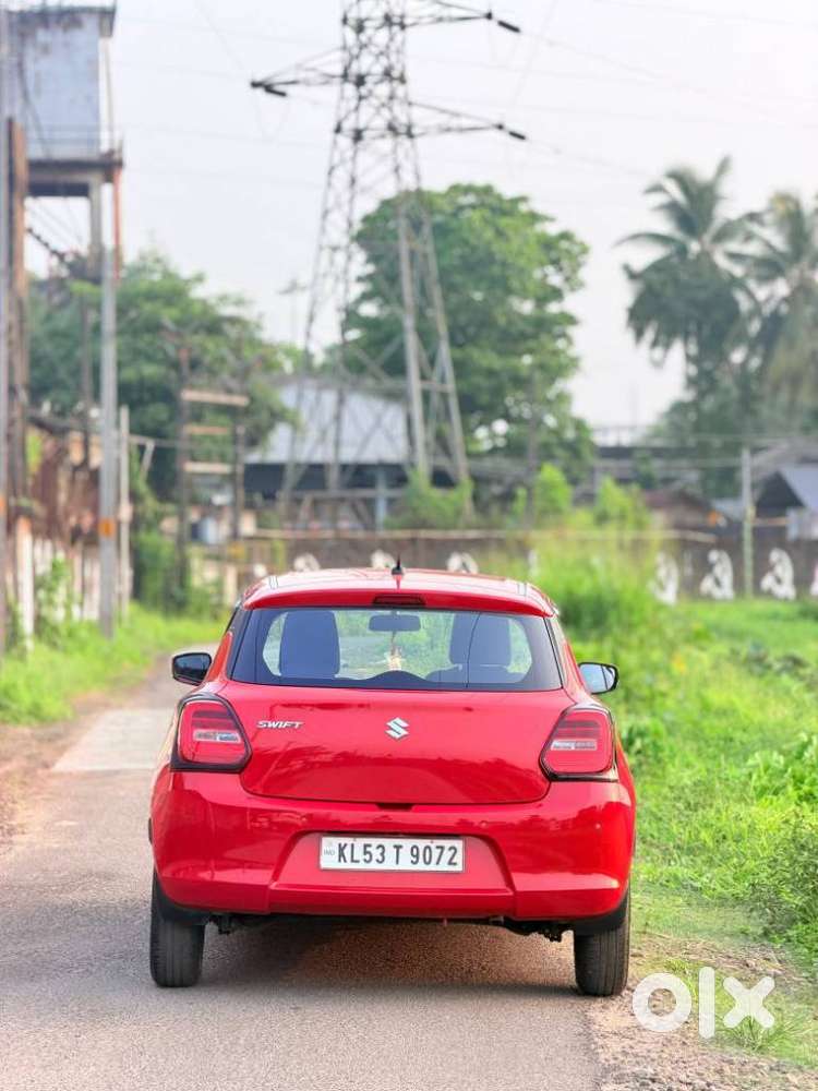 Maruti Suzuki Swift 2018 Amt Vxi, 2022, Petrol