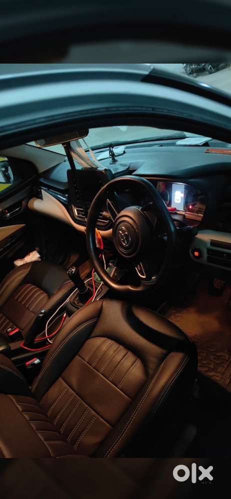 Toyota Glanza Petrol Manual 2024