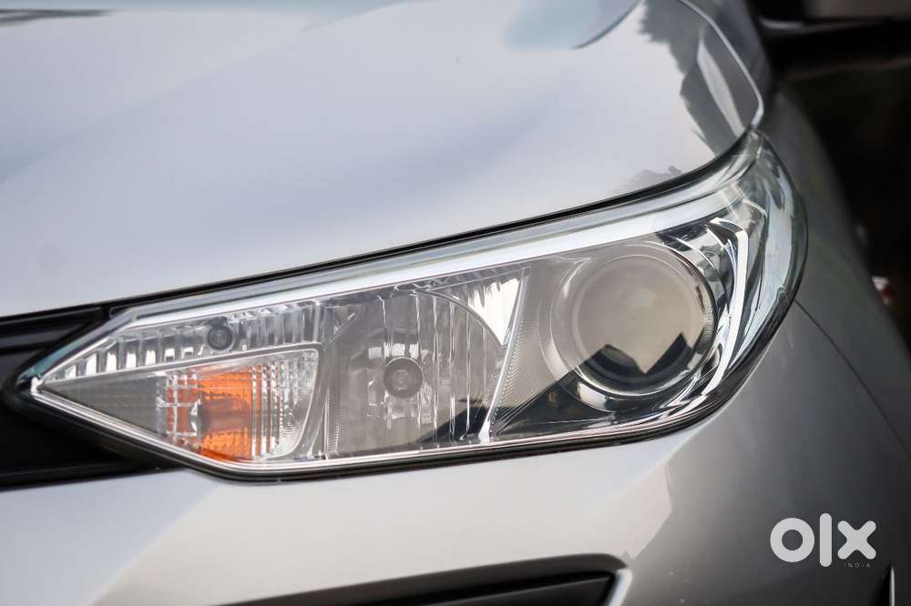 Toyota Yaris J Cvt, 2020, Petrol