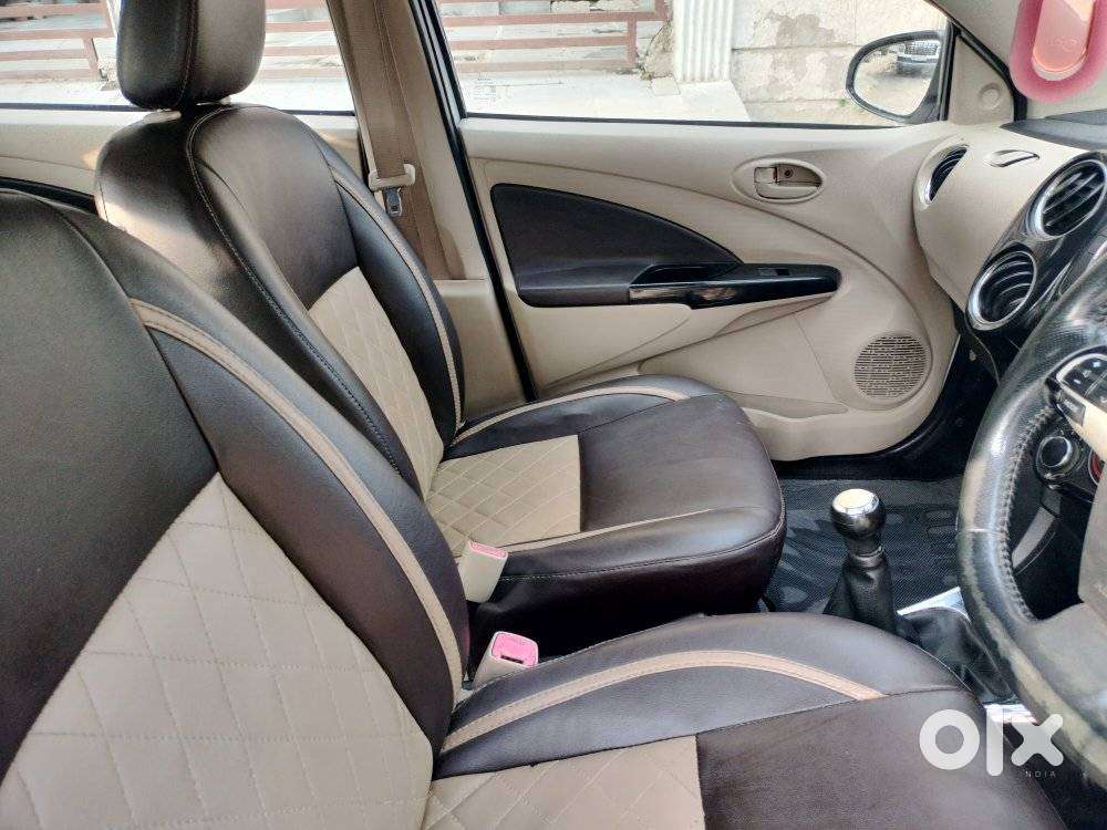 Toyota Etios Liva Vx Dual Tone, 2018, Petrol