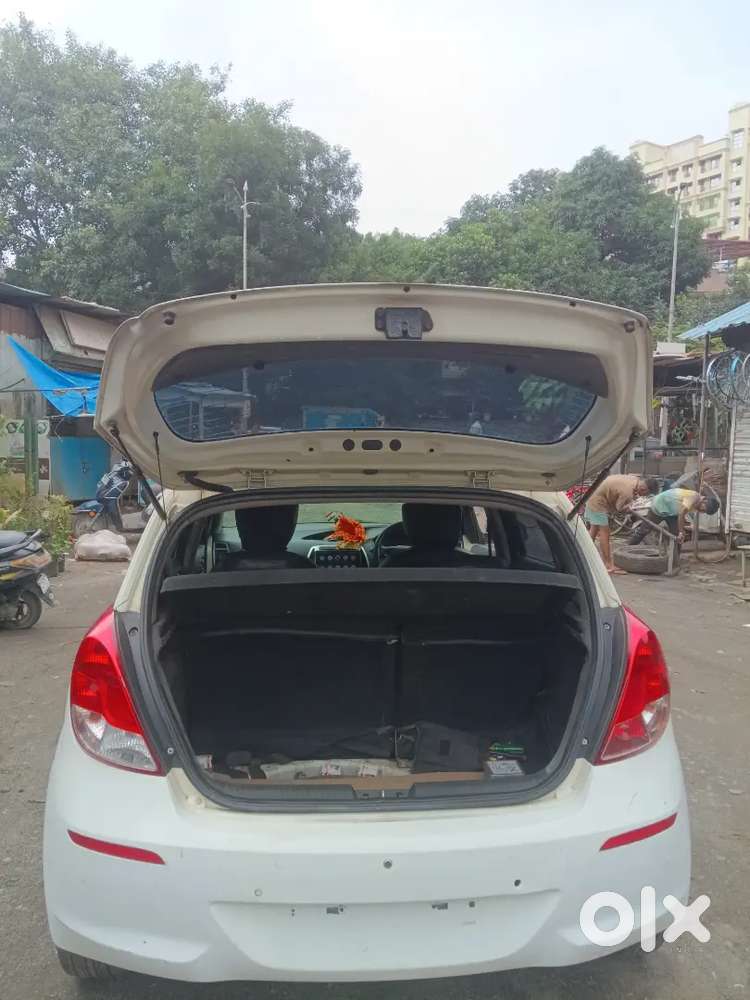 2013 Hyundai I20 Sportz New Tyer  New Battery