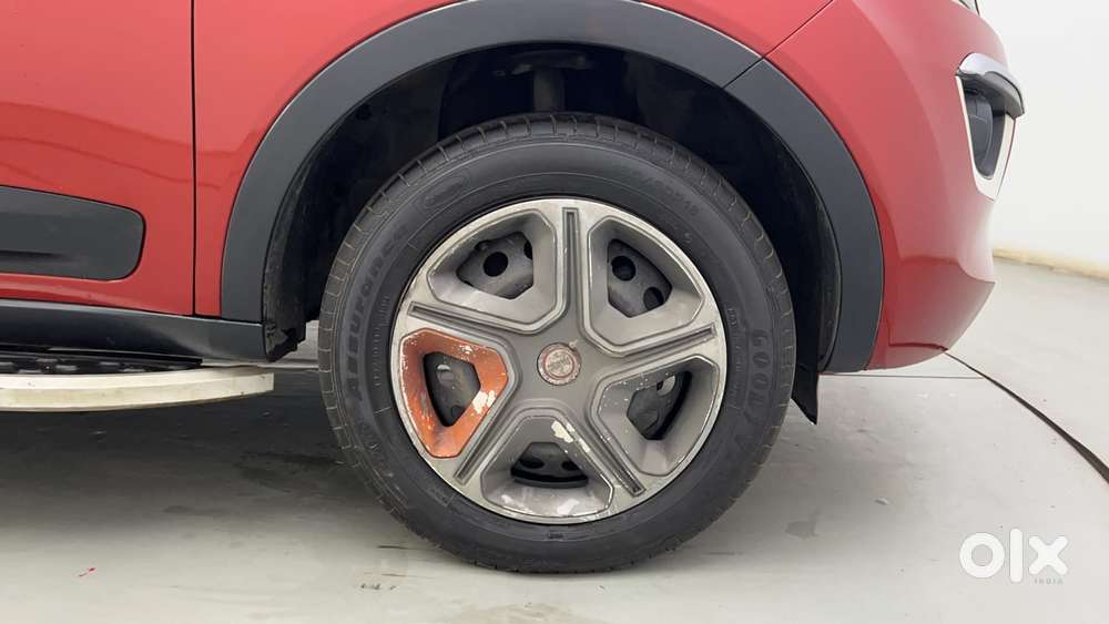 Tata Nexon 1.5 Revotorq Xm, 2017, Diesel