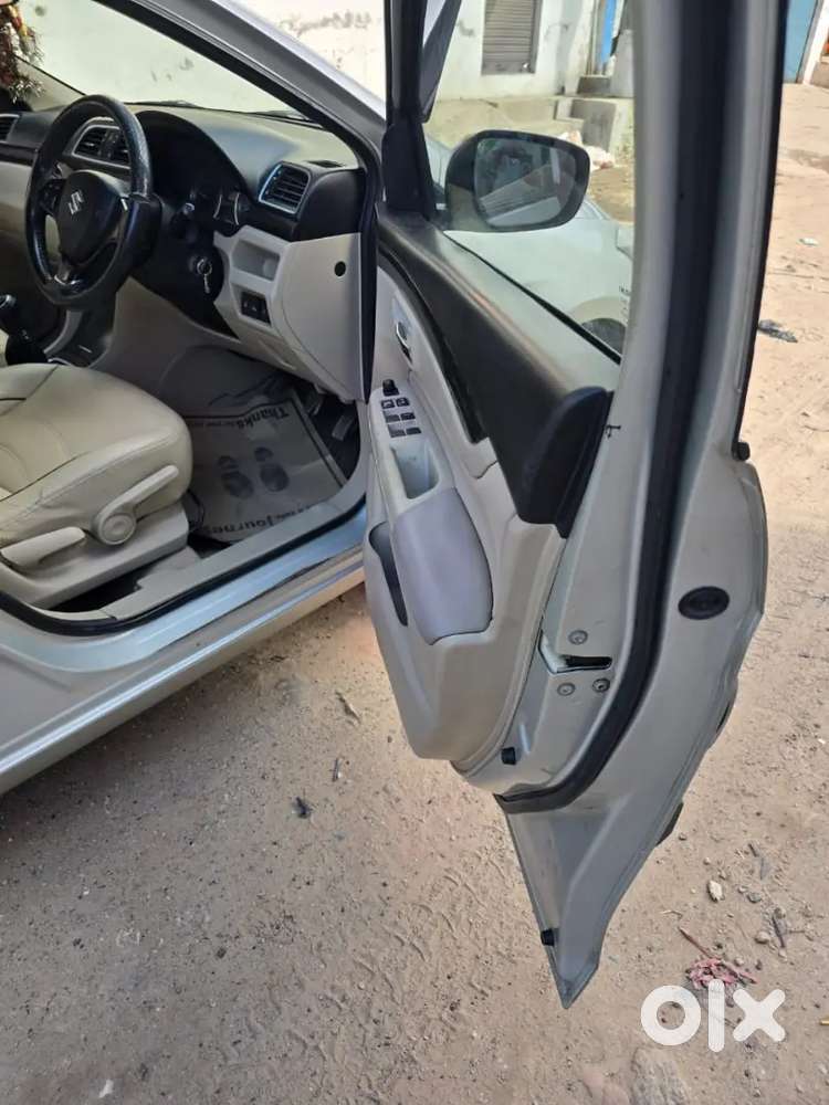 Maruti Suzuki Ciaz 2016 Diesel 182000 Km Driven