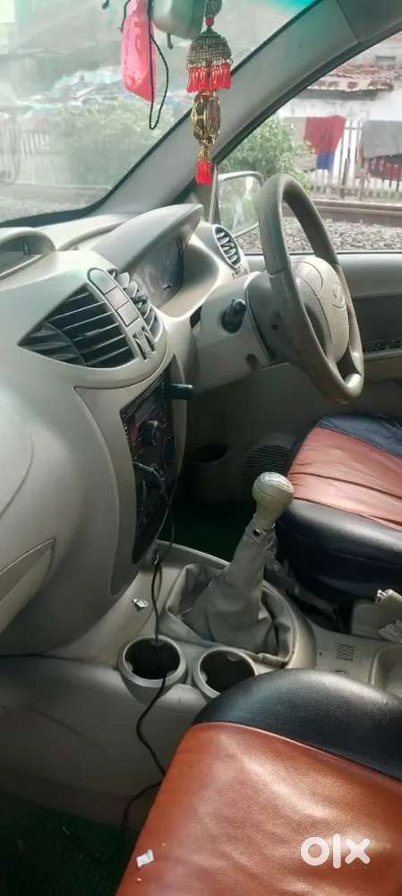 Mahindra Quanto 2015